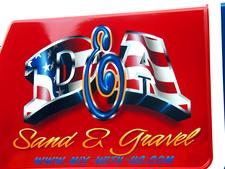 DETAIL -  curved AIRBRUSH patriotic LETTERING on engine cover